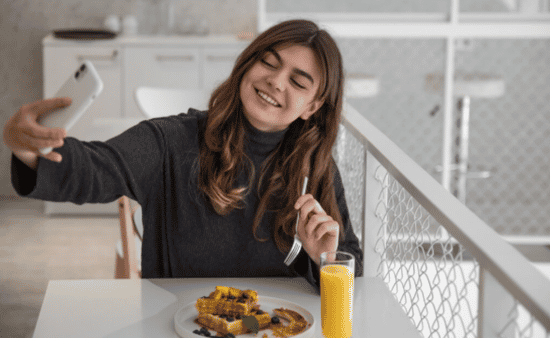 Enjoying Food Without Pressure
