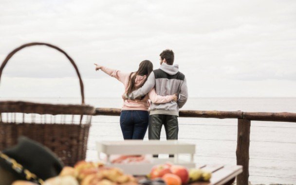 How to Plan a Romantic Getaway in One Weekend