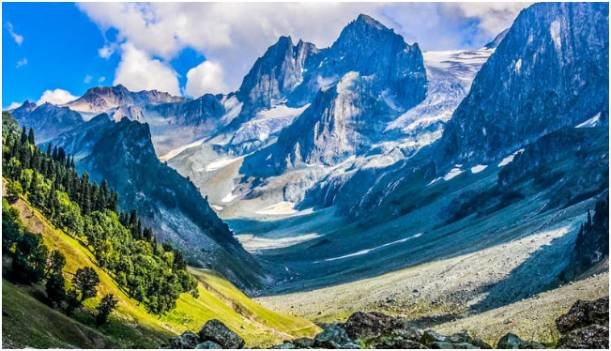 Nafran Valley, Kashmir: The Trek Before It Becomes Famous